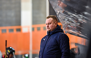 Павел Гришанов: единственное, что огорчило, – соперник не дал забить голы, хорошо отыграл в обороне и удерживал шайбу. Это лидер чемпионата, он показал свою силу