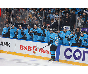 Лучший результат в истории, самый долгий матч, 38 аншлагов, мощная регулярка, рекорды и юбилеи. Каким был 18-й сезон минского «Динамо» в КХЛ