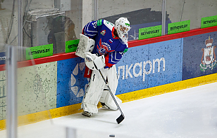 Денис Синягин: на драфт отправился наш тренер – Иван Усенко. Причем то, что Иван Васильевич сделает выбор в мою пользу, не обсуждали. Так что все стало сюрпризом