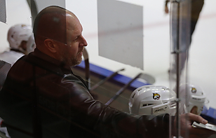 Алексей Кузнецов: после того, как команда наращивает темп и возвращается с 1:3, пропускать такой гол – это бьет и по психике, и по эмоциям