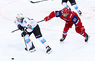 «Динамо-Шинник» уступил «Локо» в первом матче 1/4 финала плей-офф МХЛ