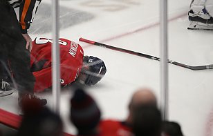 Александр Овечкин получил травму верхней части тела в игре с «Торонто»