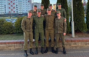Девять хоккеистов «Авиатора» закончили службу в армии