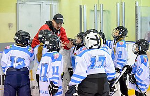 В Лунинце и Ивацевичах проходят отборочные соревнования проекта «Хоккей идет к детям»