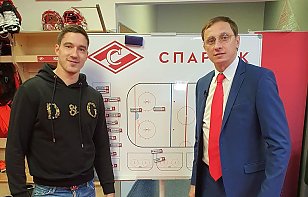 Известный белорусский шоумен посетил тренировку «Спартака»