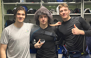 Артур Жук забросил дебютную шайбу в МХЛ, Юрий Руммо отметился первым голом за «Капитан»