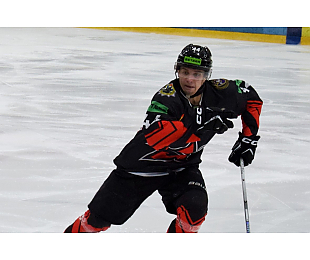 Ярослав Коробов забросил первую шайбу в Betera-Экстралиге