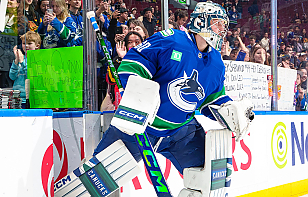 Никита Толопило вошел в состав «Ванкувера» на матч против «Калгари»