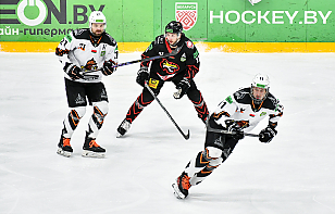 Дубль Арсения Чухраева помог «Шахтеру» добыть волевую победу в третьем матче серии против «Гомеля»