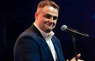 Виталий Клименков: в школе очень много талантливых и интересных ребят. Будем помогать им развиваться, чтобы они прославляли не только нашу школу, но и нашу страну