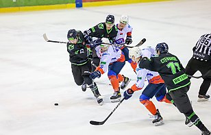 Захар Полищук забил спиной, а «Металлург» обыграл «Локомотив» в альтернативной форме