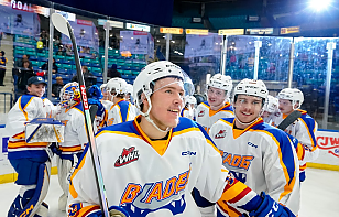 Егор Сидоров забросил 2 шайбы и признан второй звездой матча, он достиг отметки в 70 очков за сезон в WHL