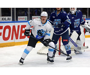 Кирилл Воронин: несколько стычек с бывшими одноклубниками? Хотел их взбодрить, а то они катались, будто Олимпиаду выиграли