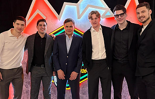 Вадиму Шипачеву вручили второй перстень за 1000 очков в КХЛ