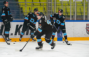 Дубль Яценко принес «Динамо-Шиннику» победу над «Академией СКА»