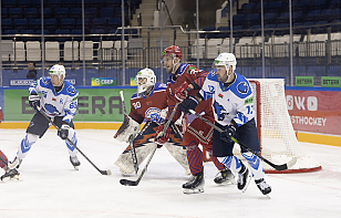 «Юность» забросила 5 безответных шайб «Витебску», на счету Литовченко 2 гола