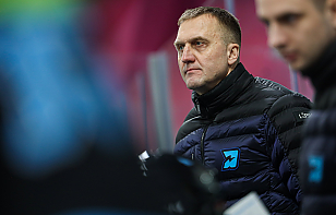 Степан Пономарев: мы должны постоянно придерживаться своей игры, которую проповедуем с начала сезона. Но так получилось, что вчера мы почему-то забыли об этом