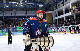 «Мы прошли этот путь единым коллективом, вместе с нашими болельщиками, с нашим заводом». Игроки «Металлурга» – о завоевании Кубка Президента