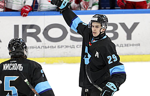 «Динамо-Олимпик» с победы начинает полуфинальную серию высшей лиги против юниорской сборной