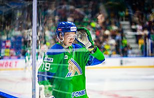 Иван Дроздов продолжает результативную серию в плей-офф КХЛ