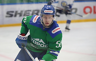 Результативная игра белоруса в ВХЛ: Александр Суворов забросил пятую шайбу в сезоне