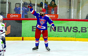 Никита Савченко продлил контракт со «Славутичем»