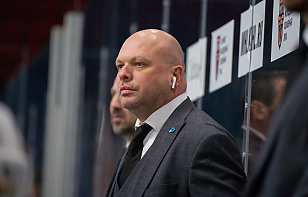 Евгений Летов: все три периода старались меньше играть в своей зоне и больше быть в атаке