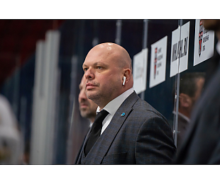 Евгений Летов: все три периода старались меньше играть в своей зоне и больше быть в атаке