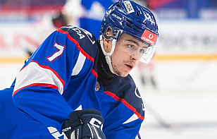 Марат Павлов оформил четыре ассиста в матче против «Снежных барсов»