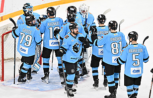 Минское «Динамо» не без проблем обыграло «Куньлунь», сменив 8 на 9 в графе «победы подряд», и поднялось на третью строку Запада