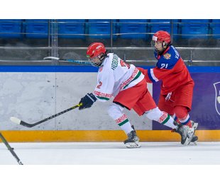 Шайба Александра Красника не спасла Беларусь U16 от поражения в матче со сверстниками из России