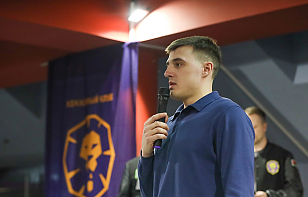 Александр Алешков: борьба в высшей лиге требует не только наличия тактики, но и глубокого понимания игроков и их взаимодействия в команде