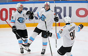 Шайбы Хомченко и Лозовского помогли «Динамо-Шиннику» взять реванш у СКА-1946 в Санкт-Петербурге