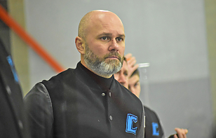 Сергей Левицкий: не хватает молодежи стабильности. Парни могут сыграть одну-две встречи замечательно, а следующую провалить