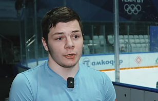 Богдан Козловский: на второй год чемпионства такие же чувства? Еще больше рад поднимать этот кубок над головой в очередной раз