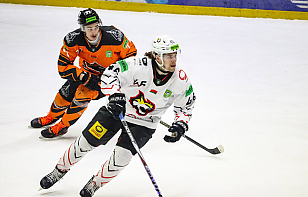 «Гомель» снова был сильнее «Шахтера» в овертайме. Победная шайба на счету Олега Качеловского