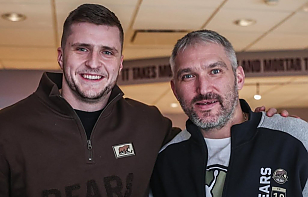 Александр Овечкин: с кем из братьев Протасов нравится играть больше? Оба они классные и станут отличными игроками в будущем, так что мне сложно выбрать