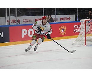 Виталий Пинчук: я просто играю в хоккей, мне нравится добиваться результата. Пусть другие люди оценивают мою работу