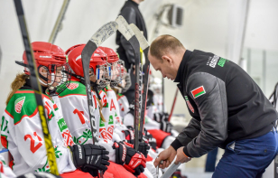 Женская сборная Беларуси U15 сыграет со сверстницами из Свердловской области. Трансляция и онлайн