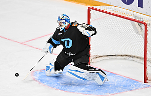 Сейв Зака Фукале возглавил подборку лучших спасений десятой недели КХЛ