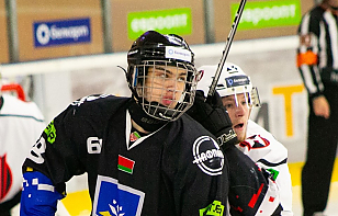 Владислав Мурзов заработал первый результативный балл в QMHJL