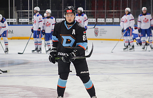 Александр Яценко: надеюсь, звание лучшего защитника МХЛ придаст больше уверенности, чтобы быстрее попадать во взрослый хоккей