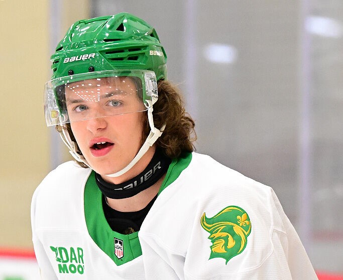 Даниил Бутин.