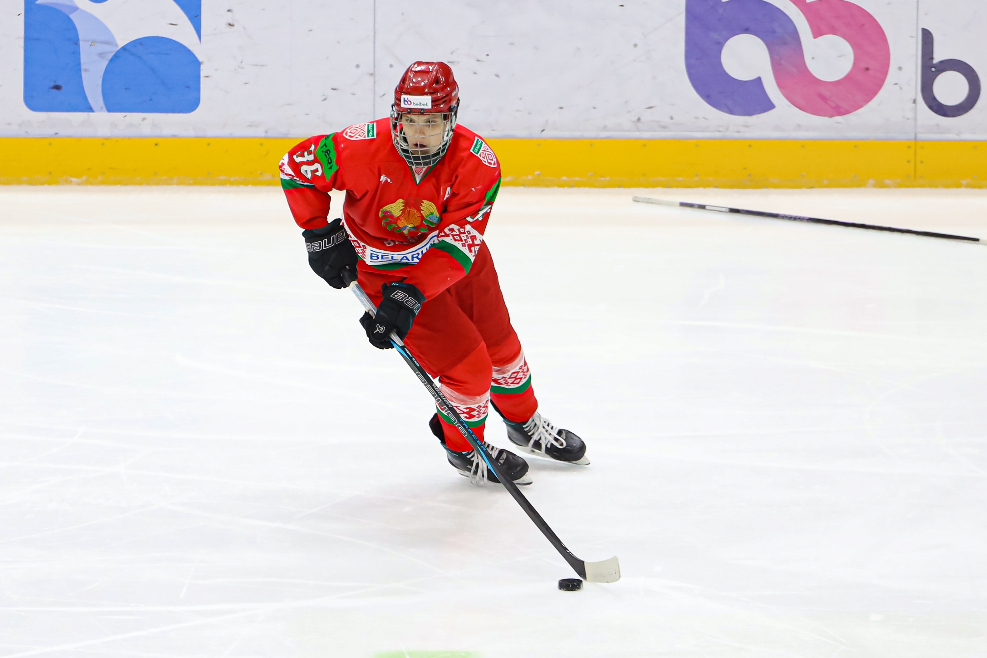 Роман Ламан