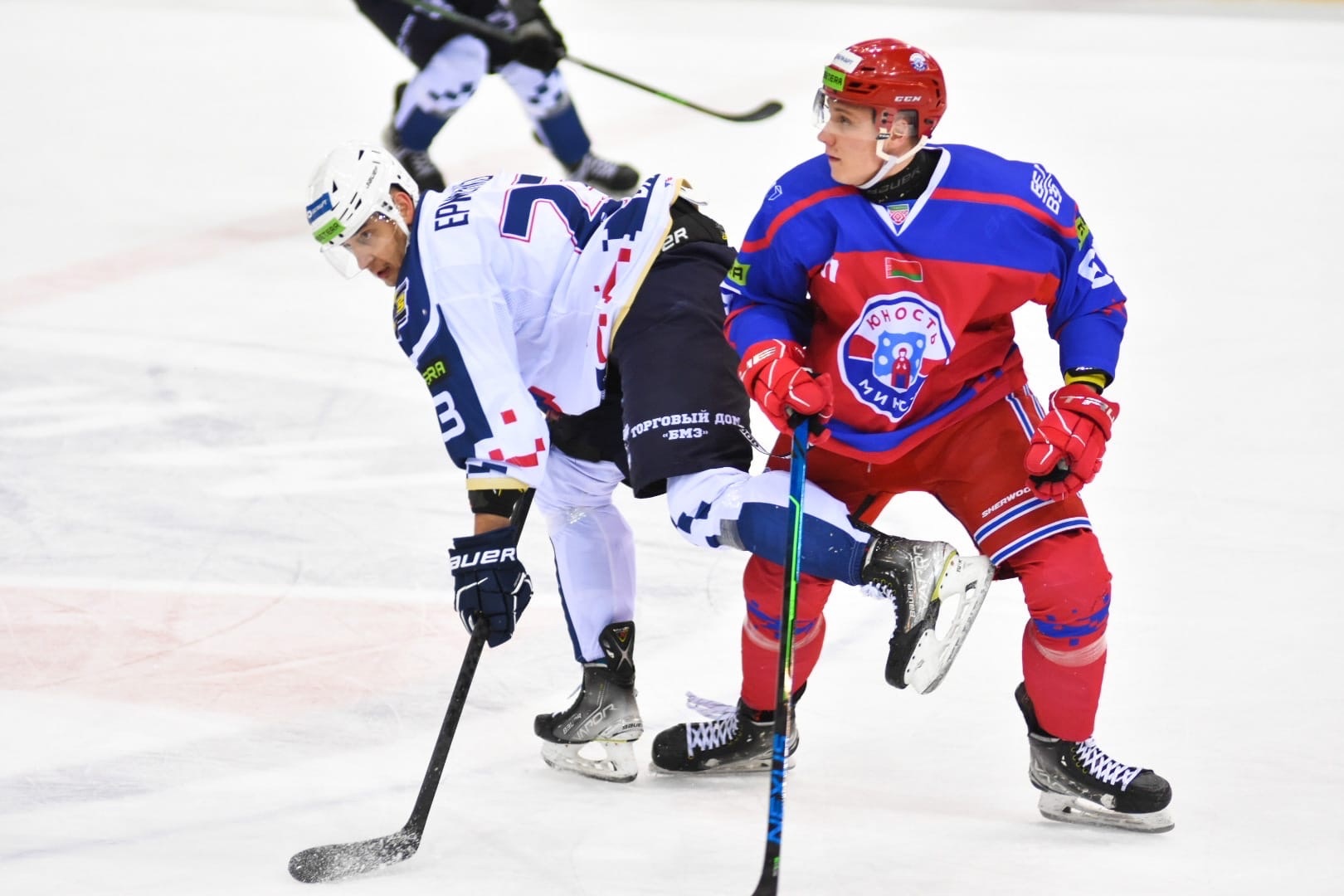 Чб по хоккею экстралига 2023. Состав пятерки хоккейной команды Металлург. В какой форме играет Витебск хоккей.