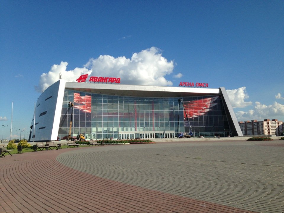 Арена омск фото. Арена Омск. Стадион Авангард Омск. Арена Омск Старая. Омск Арена рендер.