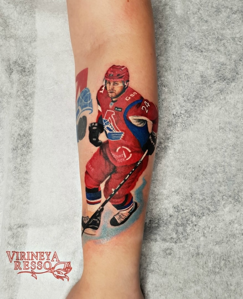 Жозе Моуринью выложил фото своей первой татуировки