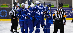 Сегодня День рождения отмечает нападающий «Медведей» Владислав Запрудский