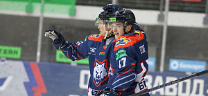 Спат сделал дубль и набрал 100-е очко в экстралиге, а «Металлург» победил дома «Локомотив»