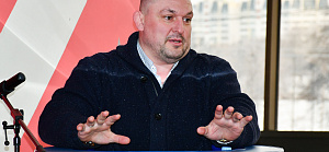 В хоккейном клубе «Гомель» прошла встреча с Игорем Макаровым